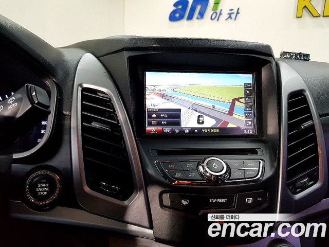 KG Mobility KORANDO 2015 — photo 11
