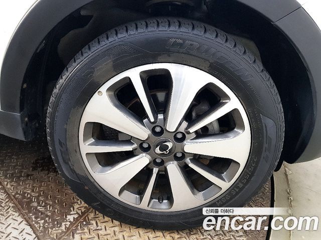 KG Mobility KORANDO 2015 — photo 20