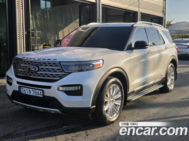 Ford Explorer 2020 — photo 1