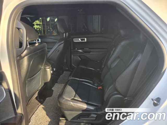 Ford Explorer 2020 — photo 6