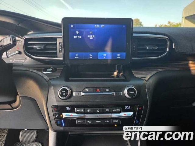 Ford Explorer 2020 — photo 11