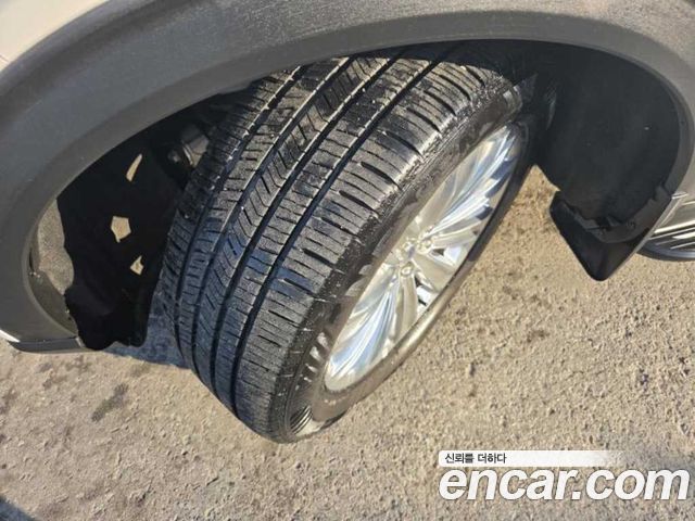 Ford Explorer 2020 — photo 20