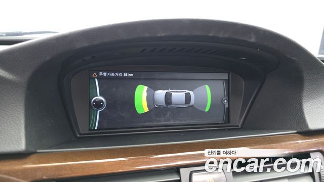 BMW 3-Series 2011 — photo 15