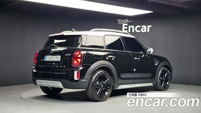 Mini Countryman 2021 — photo 2