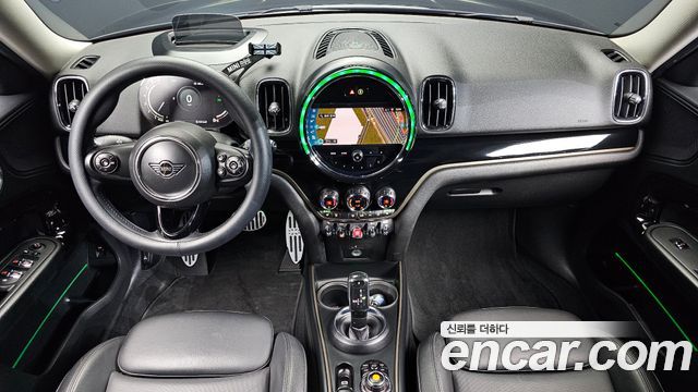 Mini Countryman 2021 — photo 10