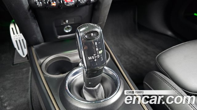 Mini Countryman 2021 — photo 12