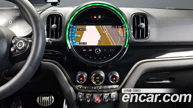 Mini Countryman 2021 — photo 20
