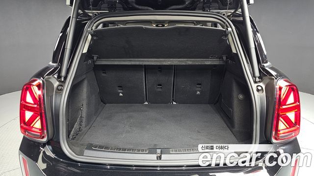 Mini Countryman 2021 — photo 26