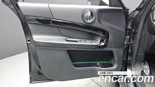 Mini Countryman 2021 — photo 14