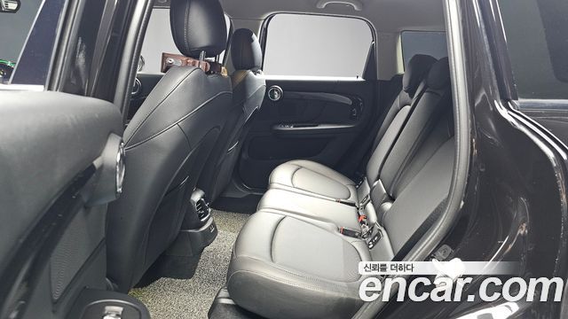 Mini Countryman 2021 — photo 16