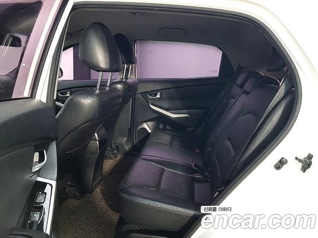 KG Mobility KORANDO 2015 — photo 9