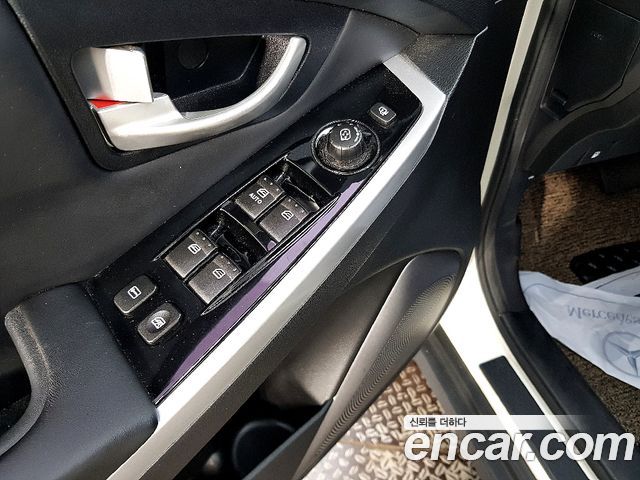 KG Mobility KORANDO 2015 — photo 12