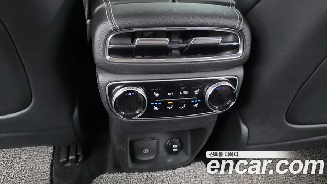 Genesis GV80 2021 — photo 24