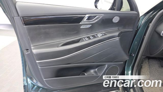 Genesis GV80 2021 — photo 14