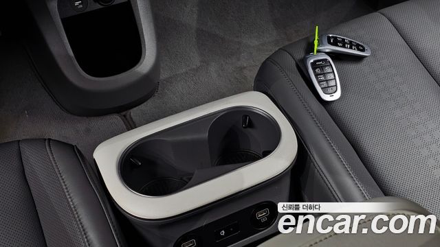 Hyundai Ioniq5 2022 — photo 25