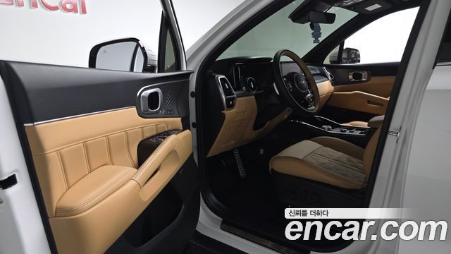 Kia Sorento 2023 — photo 13