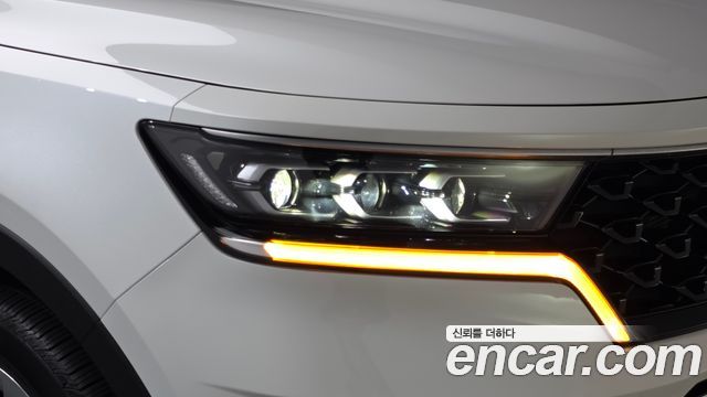 Kia Sorento 2023 — photo 8