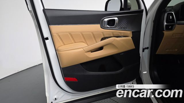 Kia Sorento 2023 — photo 14