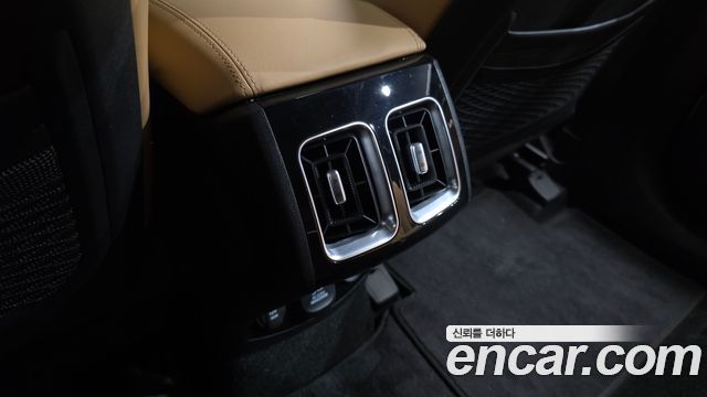 Kia Sorento 2023 — photo 31
