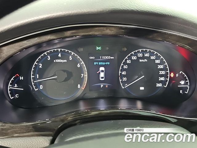 Hyundai Genesis 2012 — photo 7