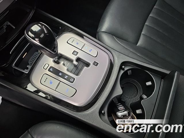 Hyundai Genesis 2012 — photo 8