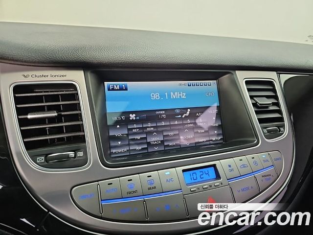Hyundai Genesis 2012 — photo 14
