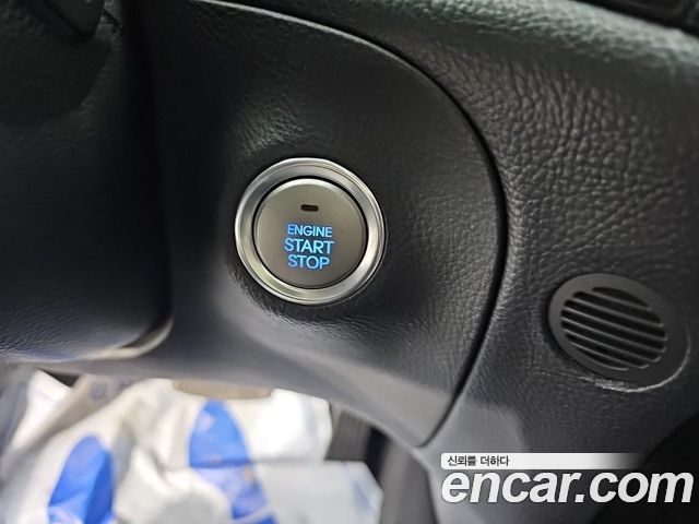 Hyundai Genesis 2012 — photo 16