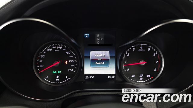 Mercedes-Benz GLC-Class 2019 — photo 8