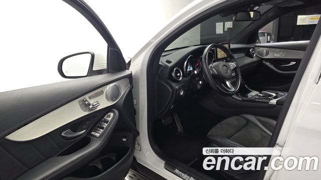 Mercedes-Benz GLC-Class 2019 — photo 10