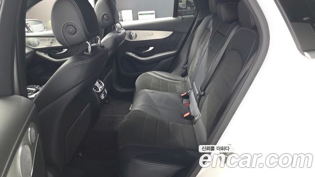 Mercedes-Benz GLC-Class 2019 — photo 11