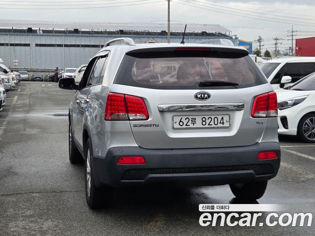 Kia Sorento 2010 — photo 4