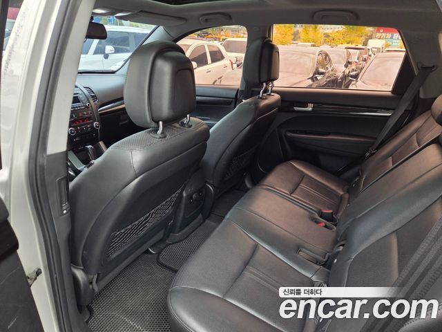 Kia Sorento 2010 — photo 6