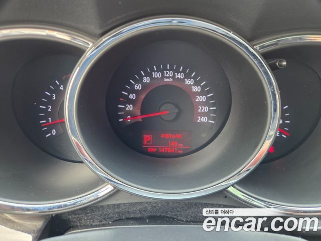 Kia Sorento 2010 — photo 8