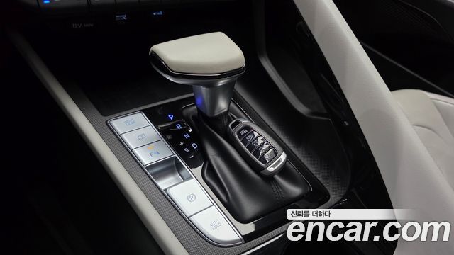 Hyundai AVANTE 2022 — photo 9