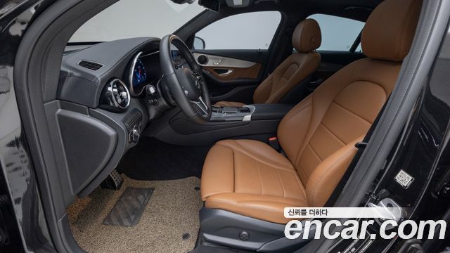 Mercedes-Benz GLC-Class 2022 — photo 14