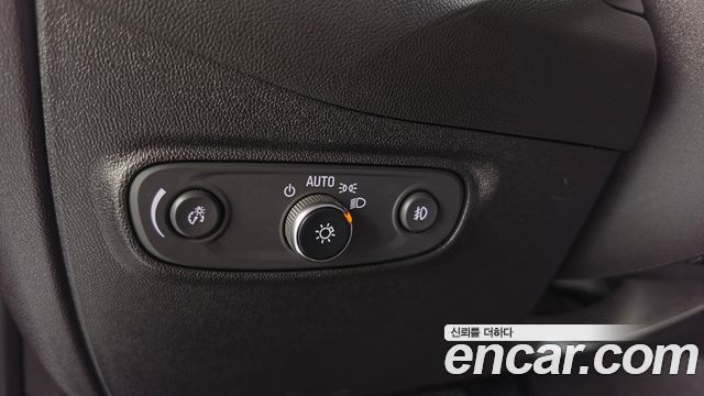 Chevrolet Korea Equinox 2019 — photo 28