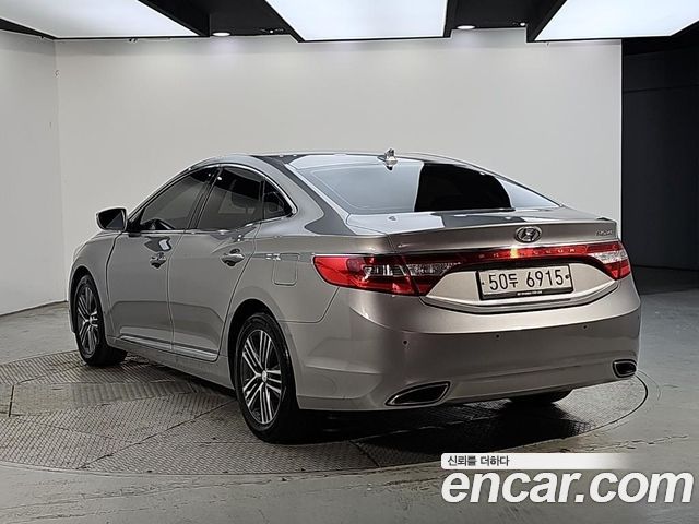 Hyundai Grandeur 2014 — photo 3