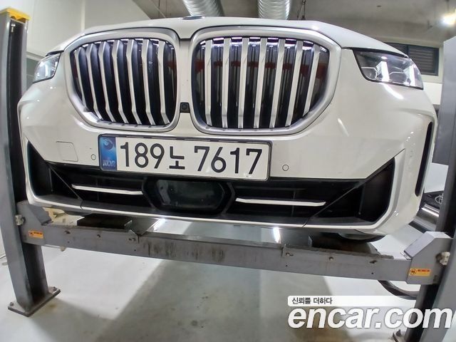 BMW X5 2025 — photo 1