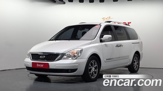 Kia Canival 2014 — photo 1