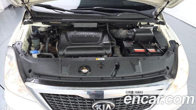 Kia Canival 2014 — photo 6