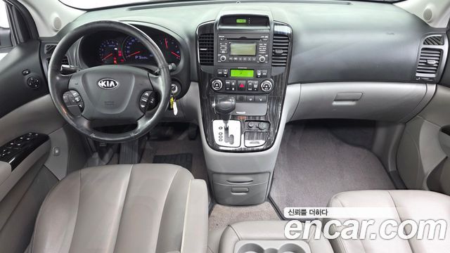 Kia Canival 2014 — photo 10