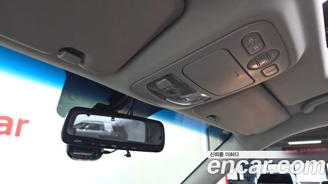 Kia Canival 2014 — photo 22