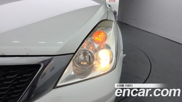 Kia Canival 2014 — photo 8