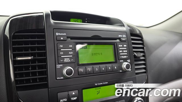 Kia Canival 2014 — photo 27