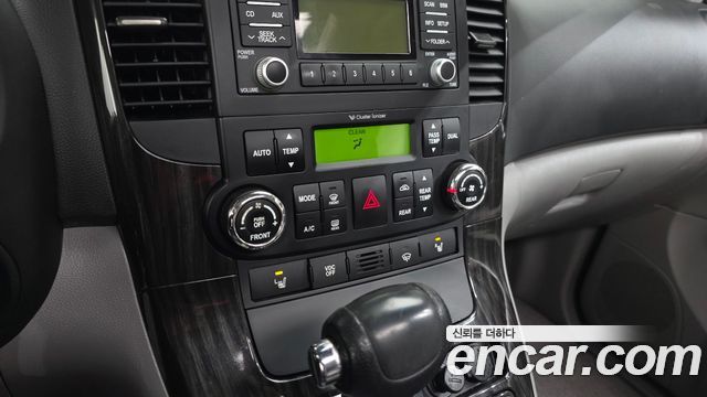 Kia Canival 2014 — photo 29