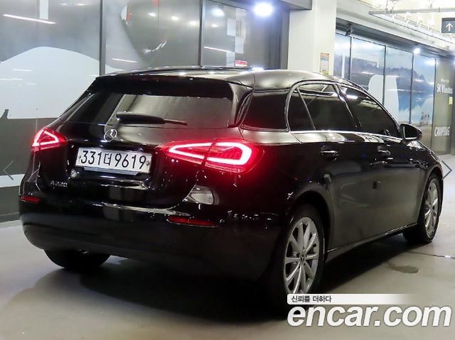 Mercedes-Benz A-Class 2019 — photo 4