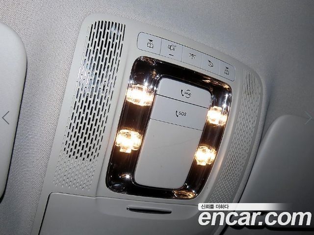 Mercedes-Benz A-Class 2019 — photo 15
