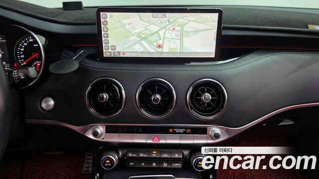 Kia Stinger 2021 — photo 19