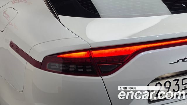 Kia Stinger 2021 — photo 9