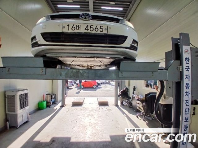 Volkswagen Golf 2014 — photo 1